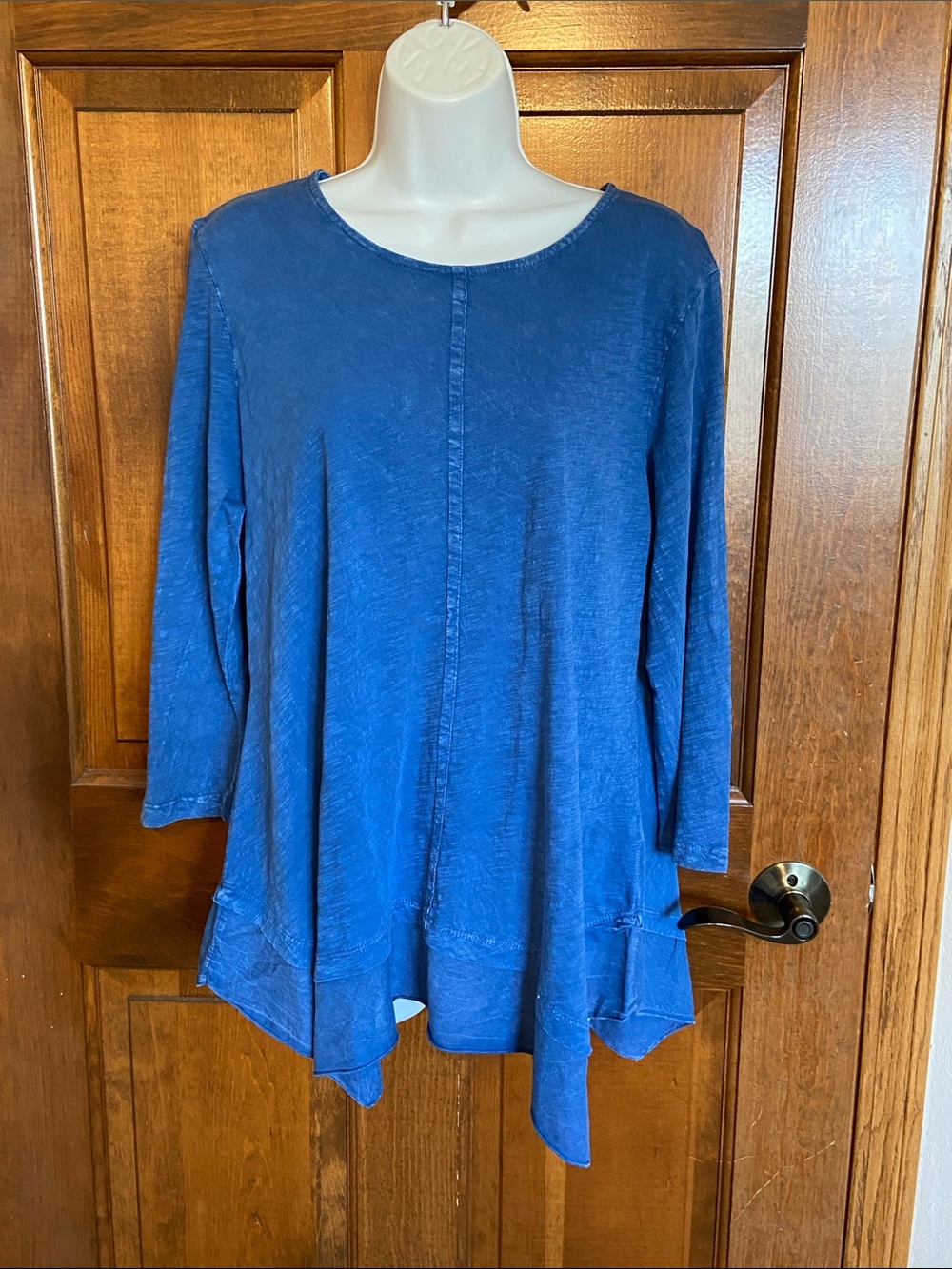 Jess & Jane Mineral Washed Cotton Slub Asymmetric Hem 3/4 sleeve Size Medium